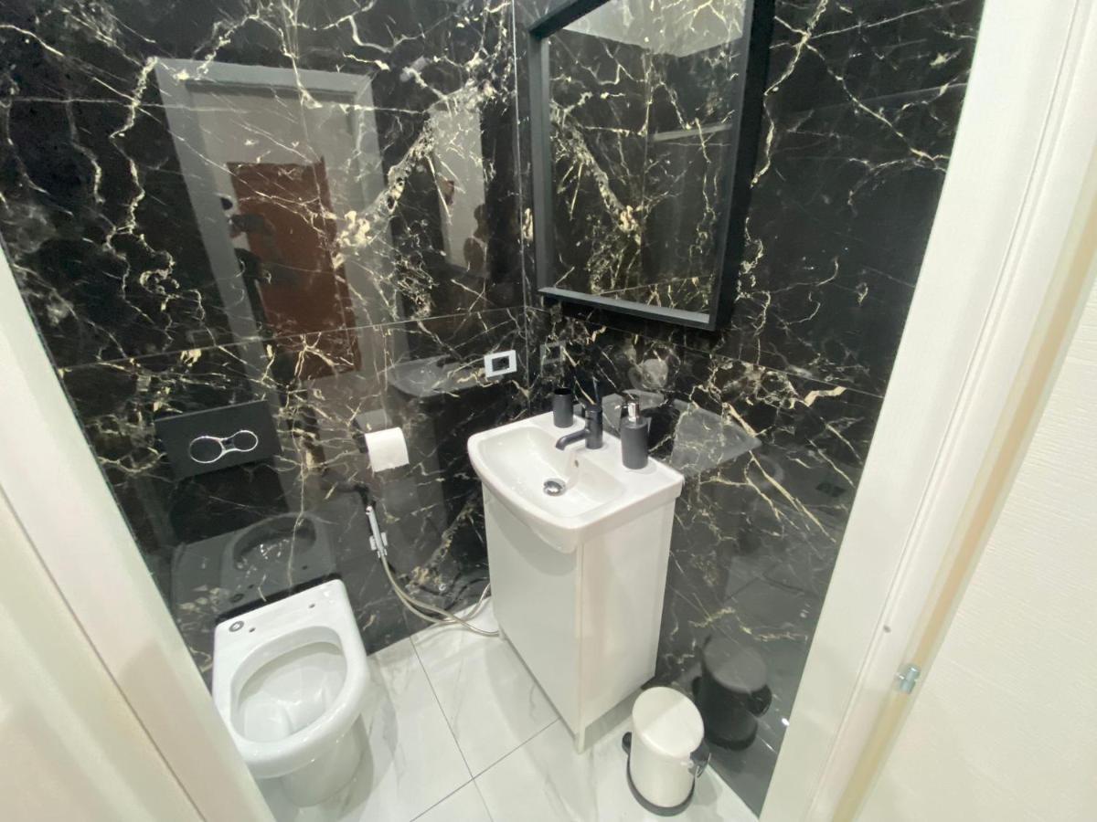 B&B Partenope Наполи Екстериор снимка