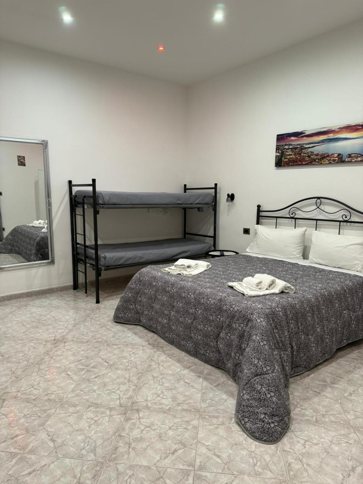 B&B Partenope Наполи Екстериор снимка